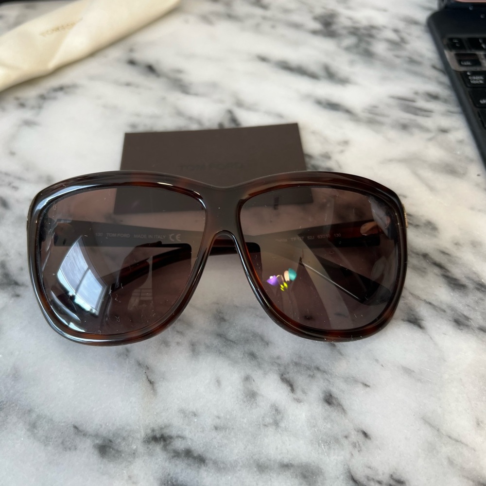 Tom ford sunglasses Dahlia TF 127 52J 63 10 130 hardly worn.